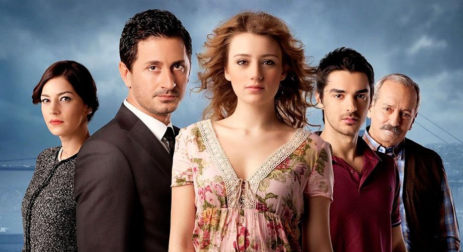 مسلسل الصاعقة التي سقطت على المنزل مترجم 